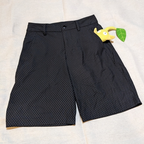 Printed Lululemon Shorts men's 30 - Picture 2 of 10